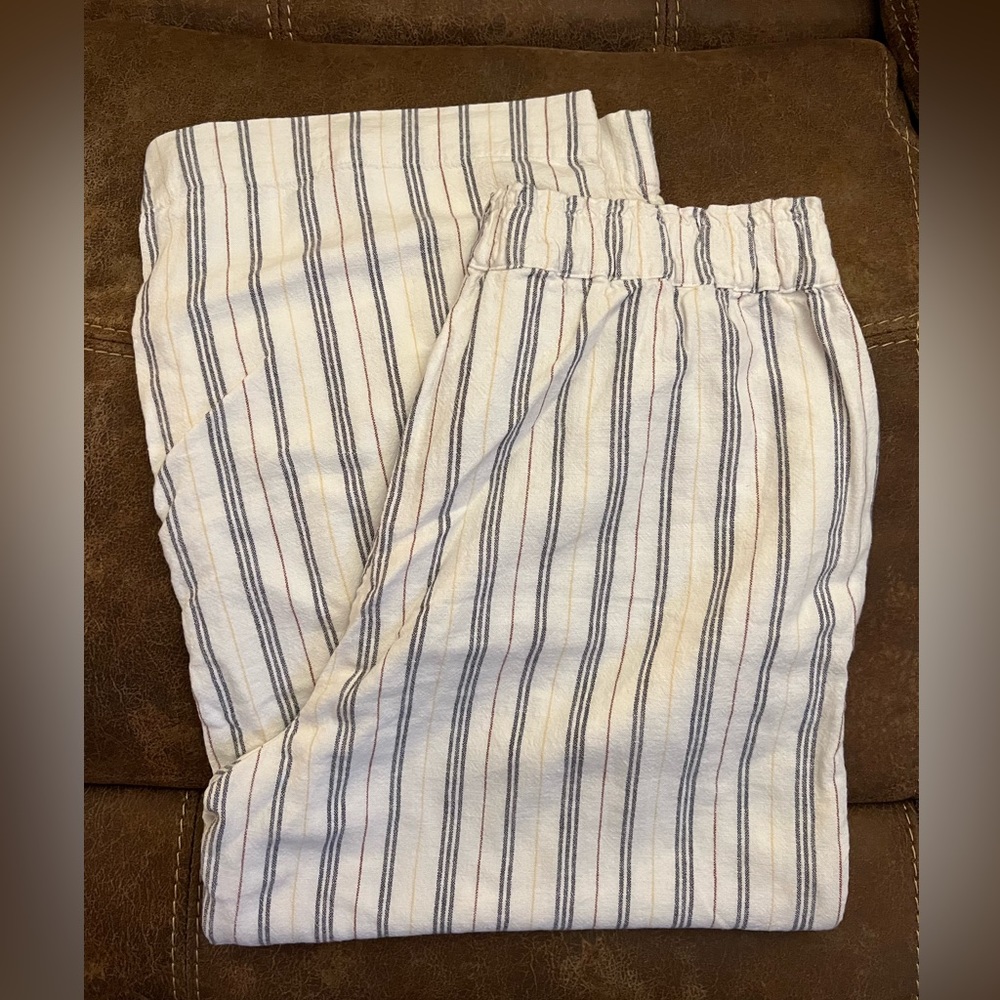 A&F Striped Linen High Rise Wide Leg Pant
